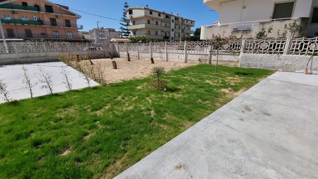 Apartmán Via Cagliari Catanzaro Exteriér fotografie